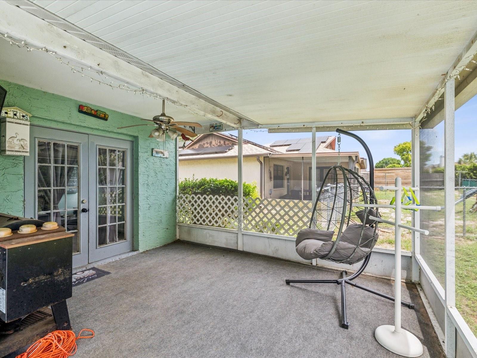 Image 22 of 30 For 8730 Martinique Lane