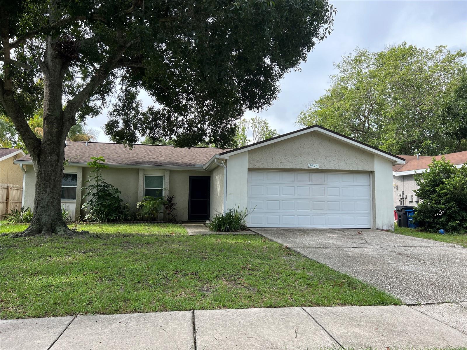 Details for 1915 Saginaw Court, OLDSMAR, FL 34677