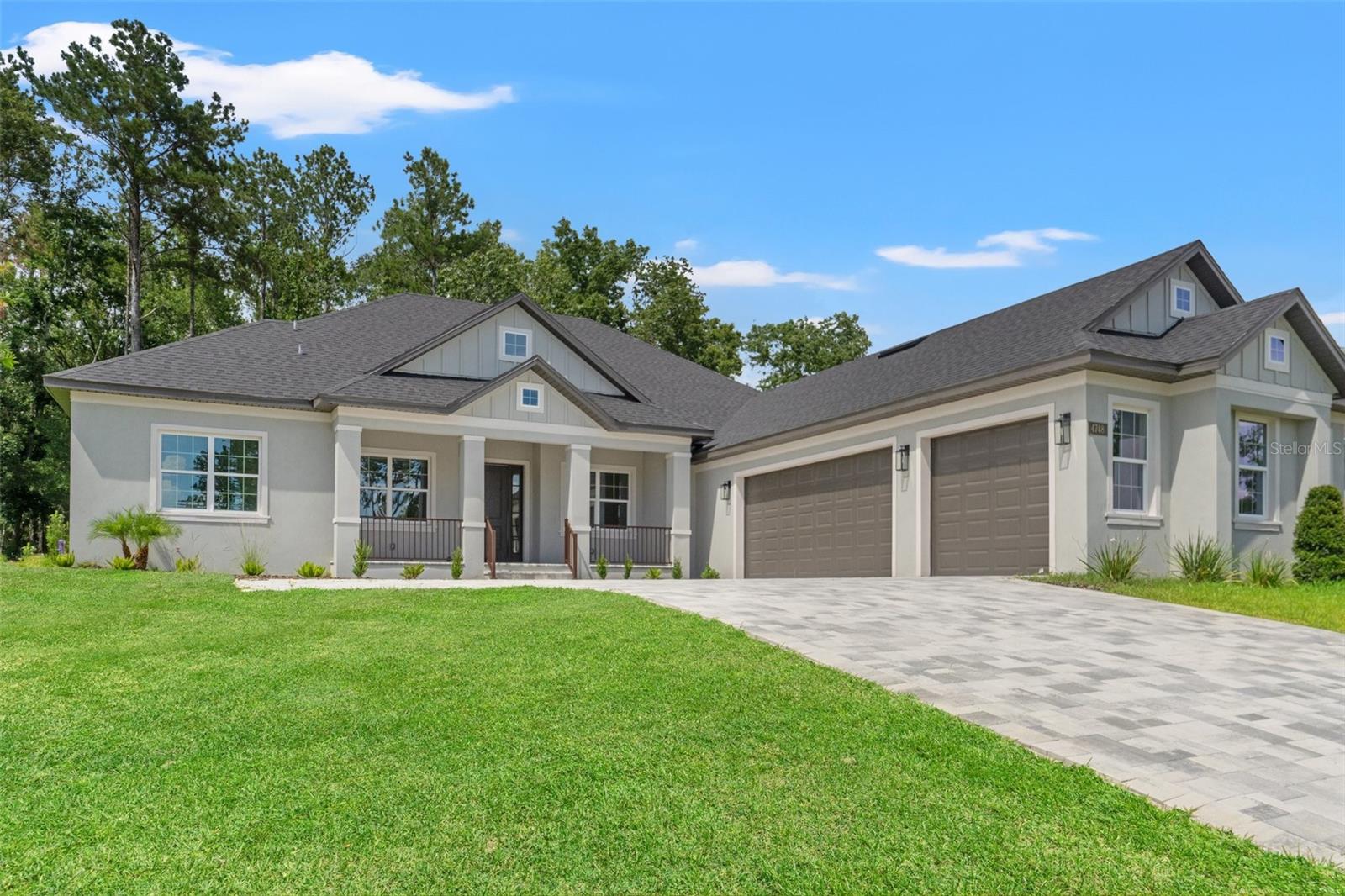 Image 2 of 61 For 4716 Hickory Oak Drive