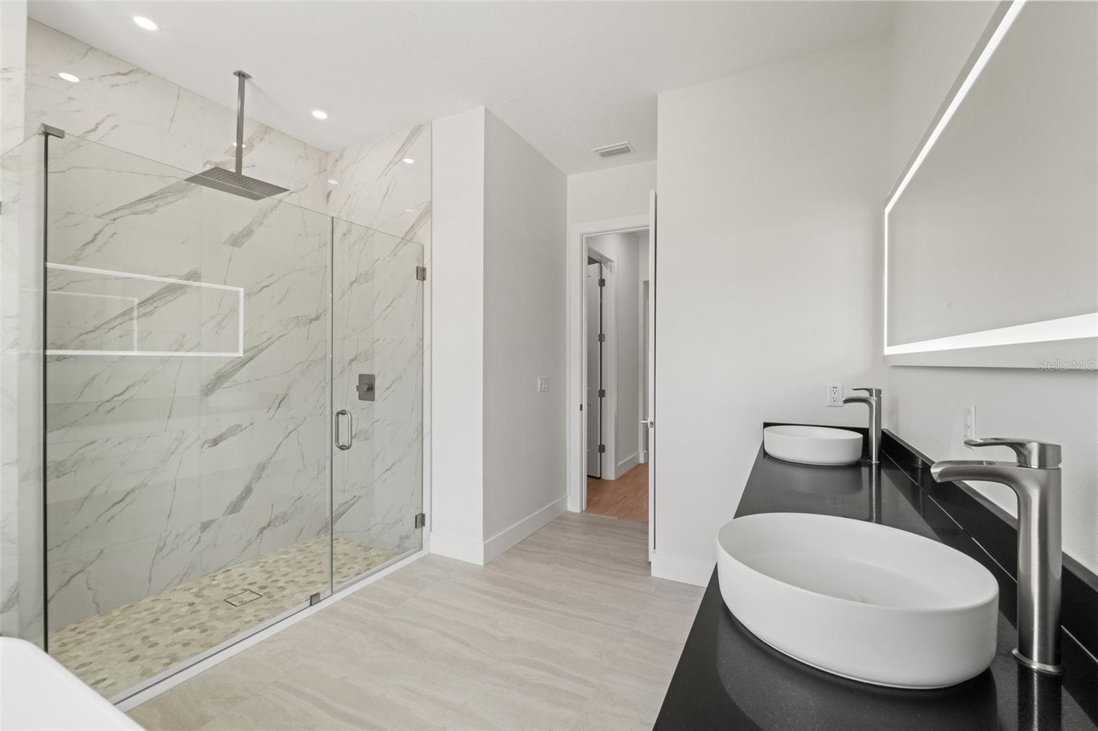 Image 34 of 61 For 4716 Hickory Oak Drive