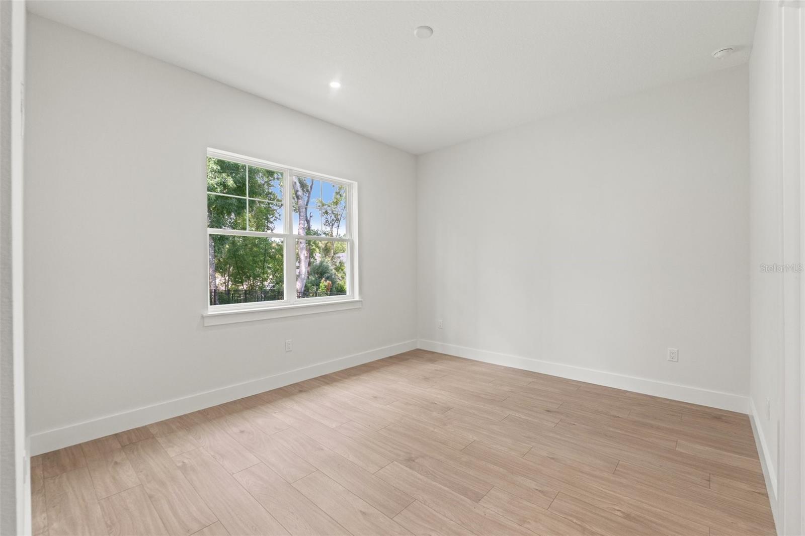 Image 39 of 61 For 4716 Hickory Oak Drive