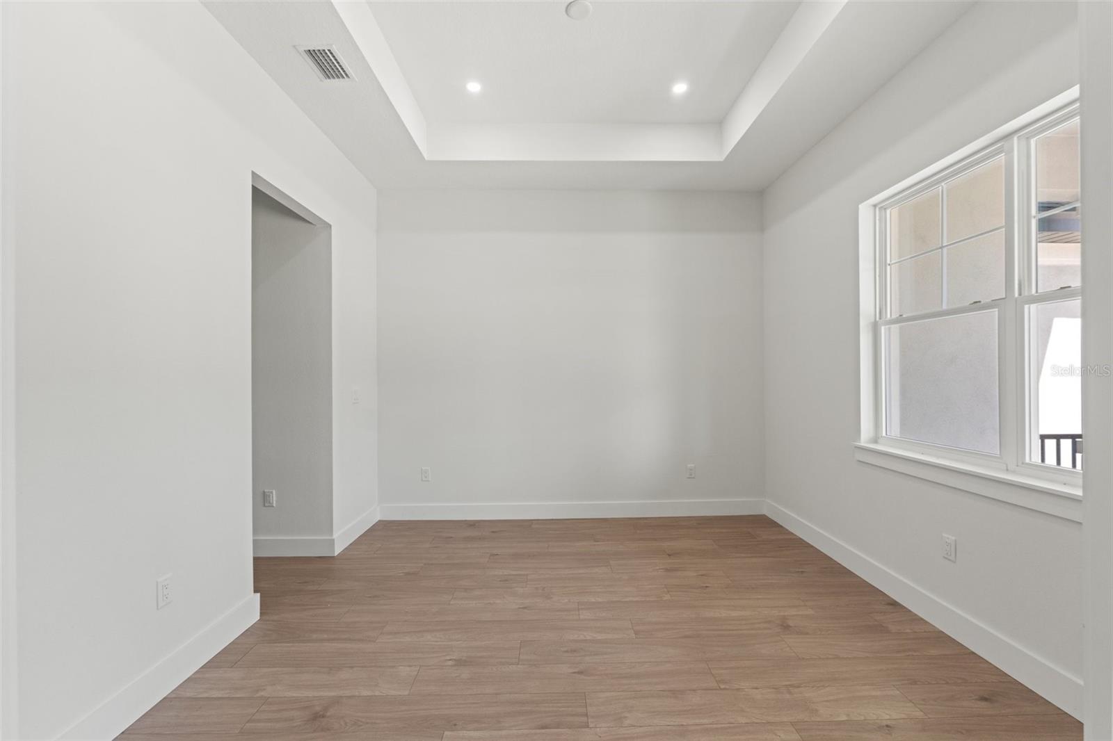 Image 8 of 61 For 4716 Hickory Oak Drive
