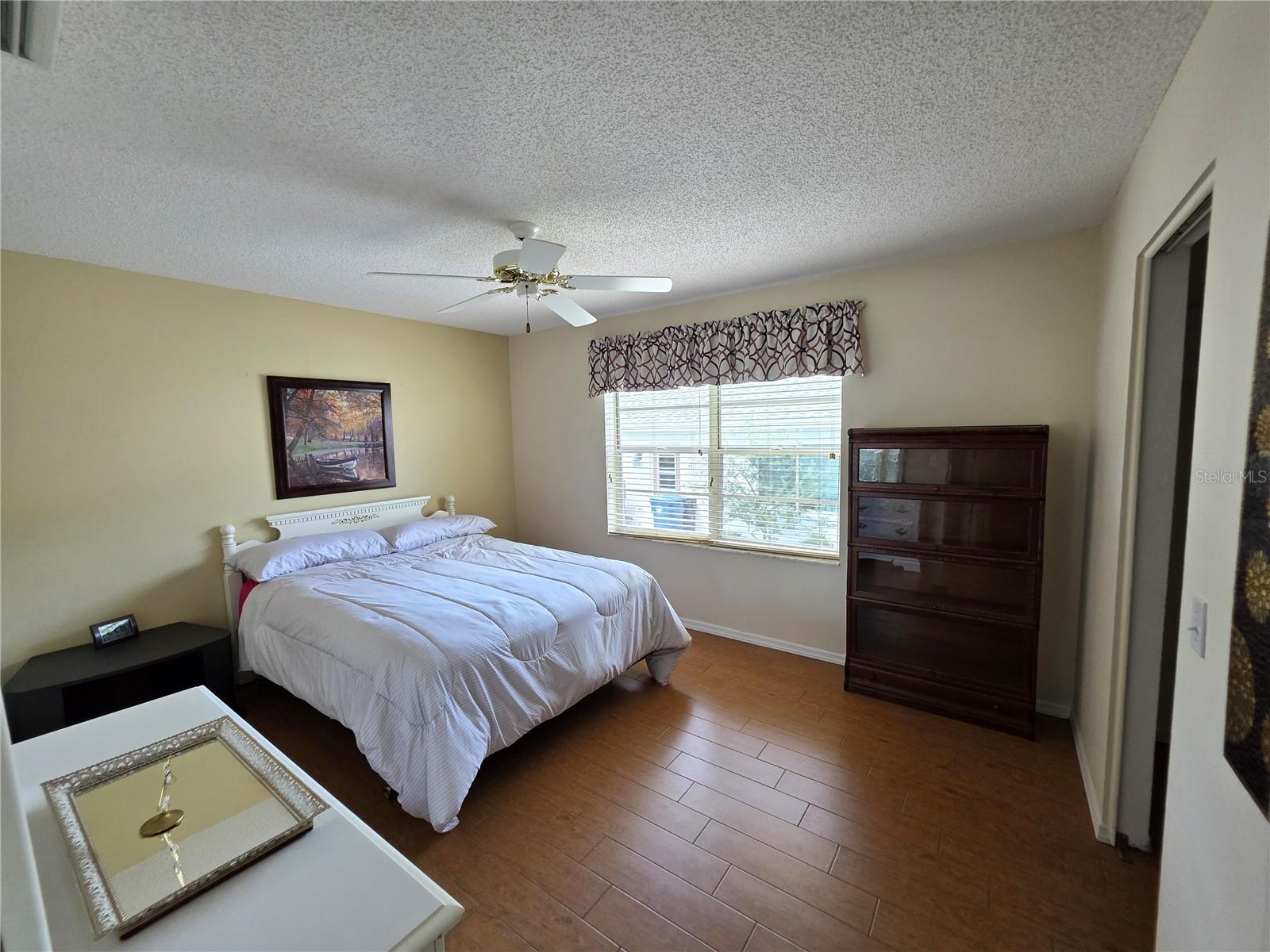 Image 20 of 29 For 7009 Rolling Green Drive