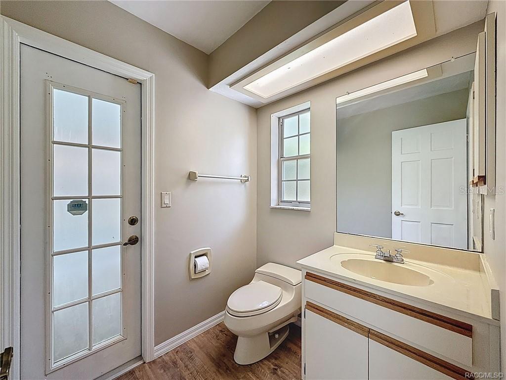 Image 23 of 74 For 5396 Pine Ridge Boulevard