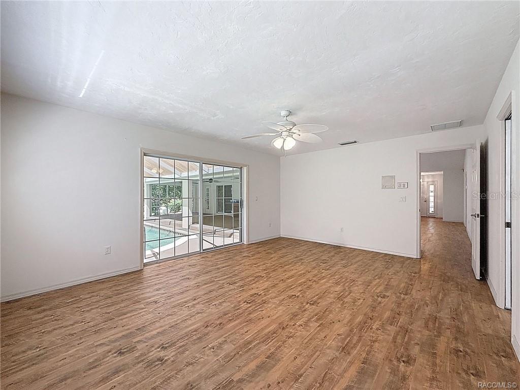 Image 28 of 74 For 5396 Pine Ridge Boulevard