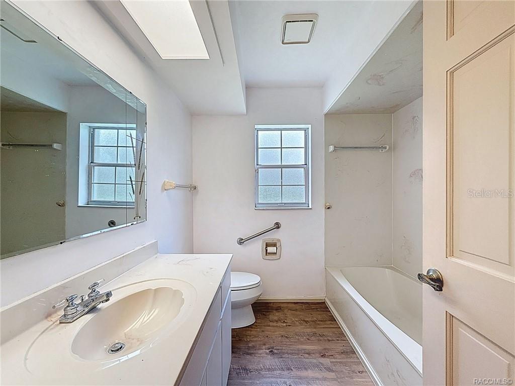Image 42 of 74 For 5396 Pine Ridge Boulevard