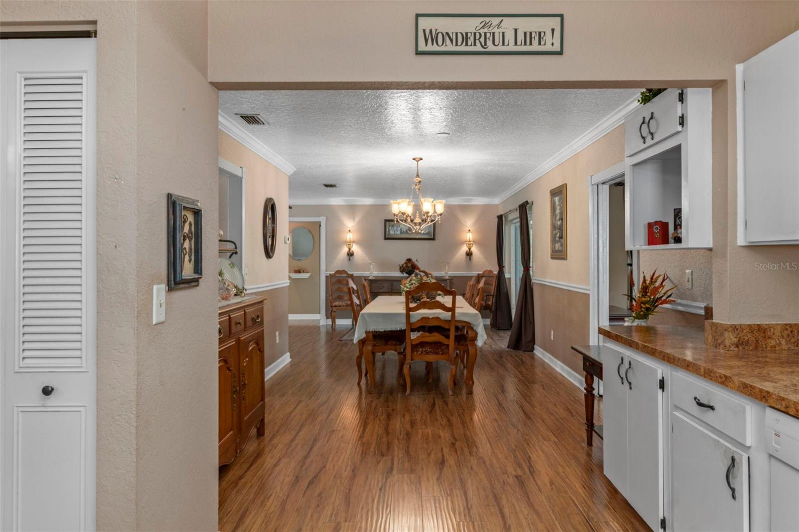 Image 16 of 38 For 5290 Gwen Lane