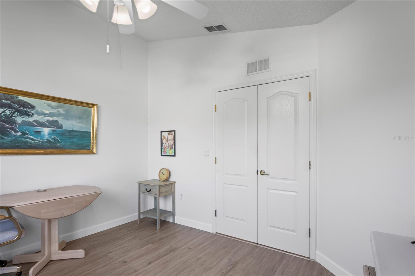 Image 20 of 76 For 11242 Heathrow Avenue
