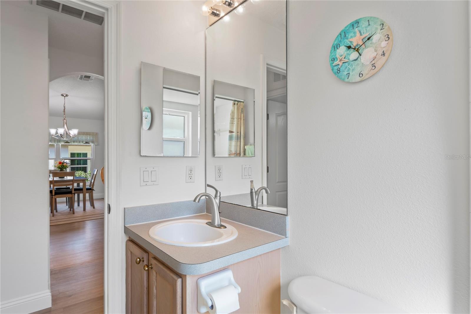 Image 33 of 76 For 11242 Heathrow Avenue
