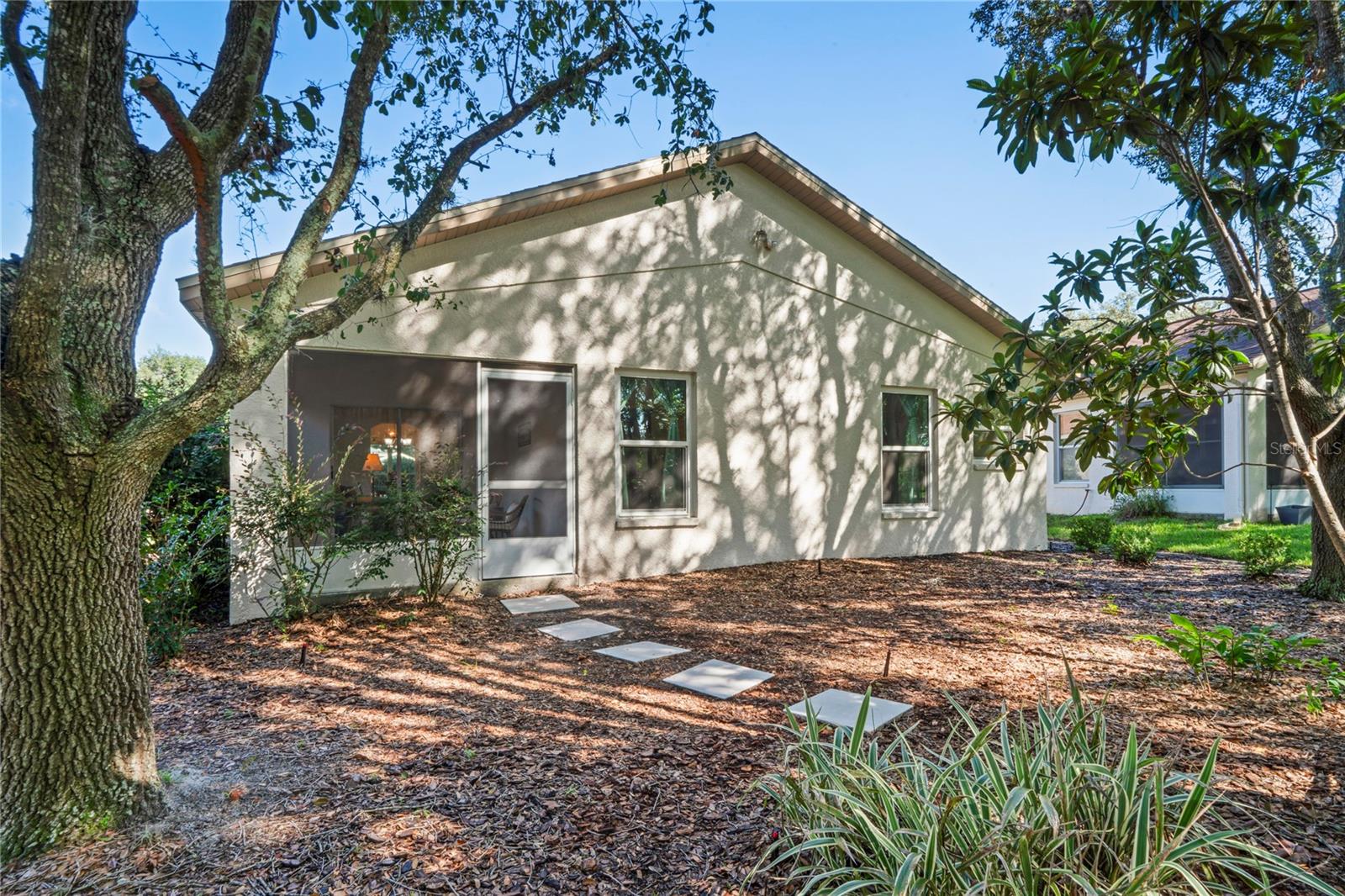 Image 37 of 76 For 11242 Heathrow Avenue