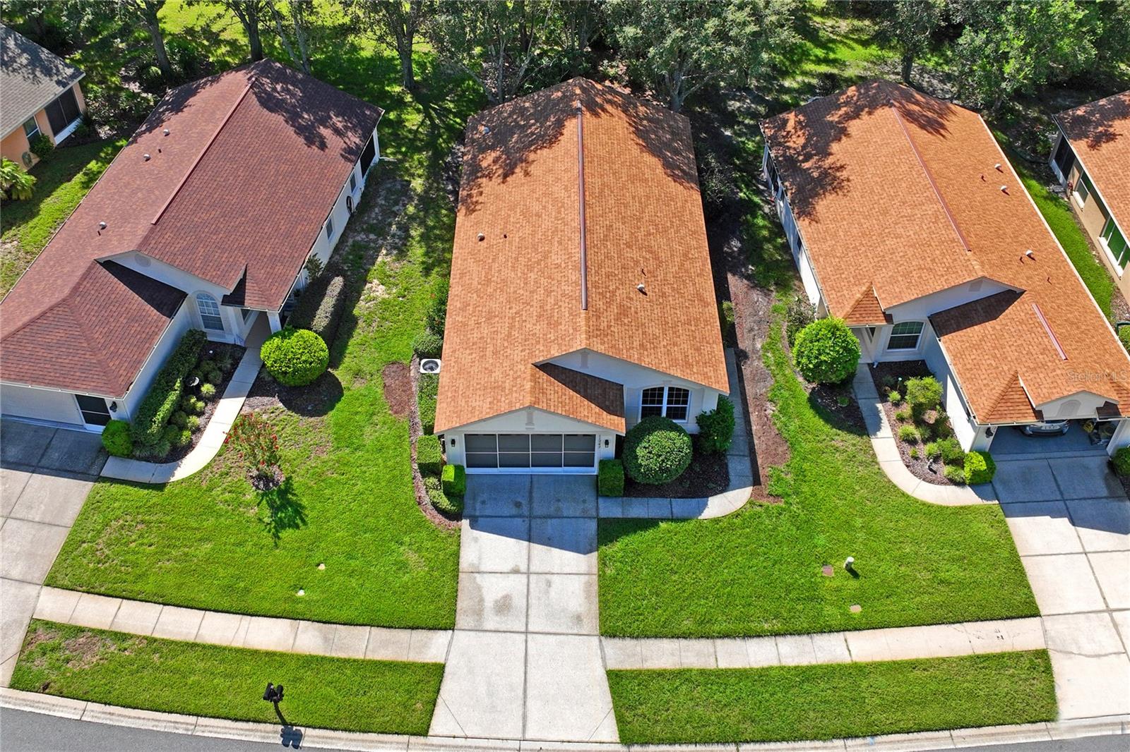Image 47 of 76 For 11242 Heathrow Avenue