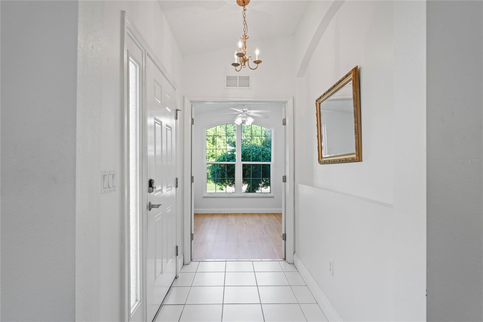 Image 5 of 76 For 11242 Heathrow Avenue