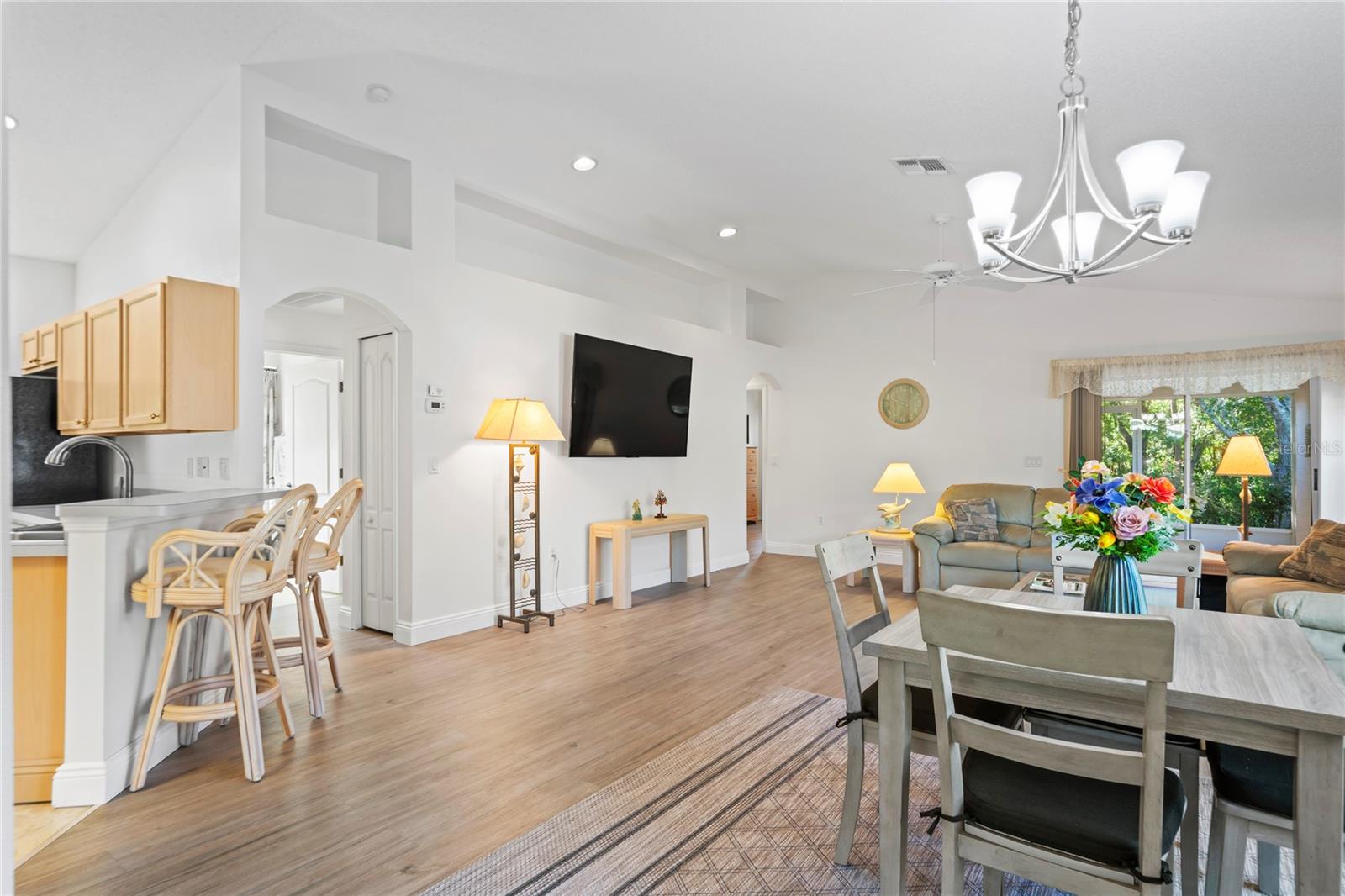 Image 6 of 76 For 11242 Heathrow Avenue