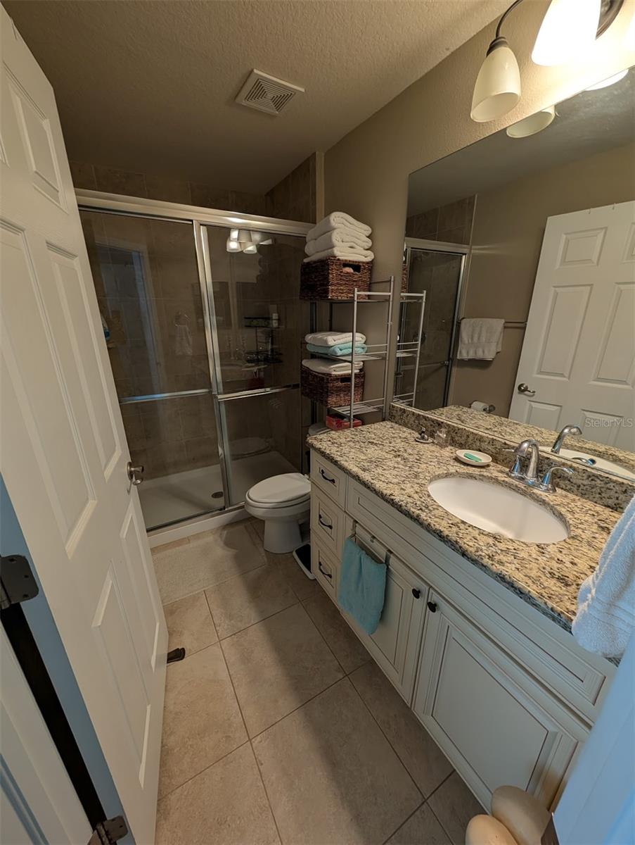 Listing photo id 8 for 6394 Banyan Boulevard 204