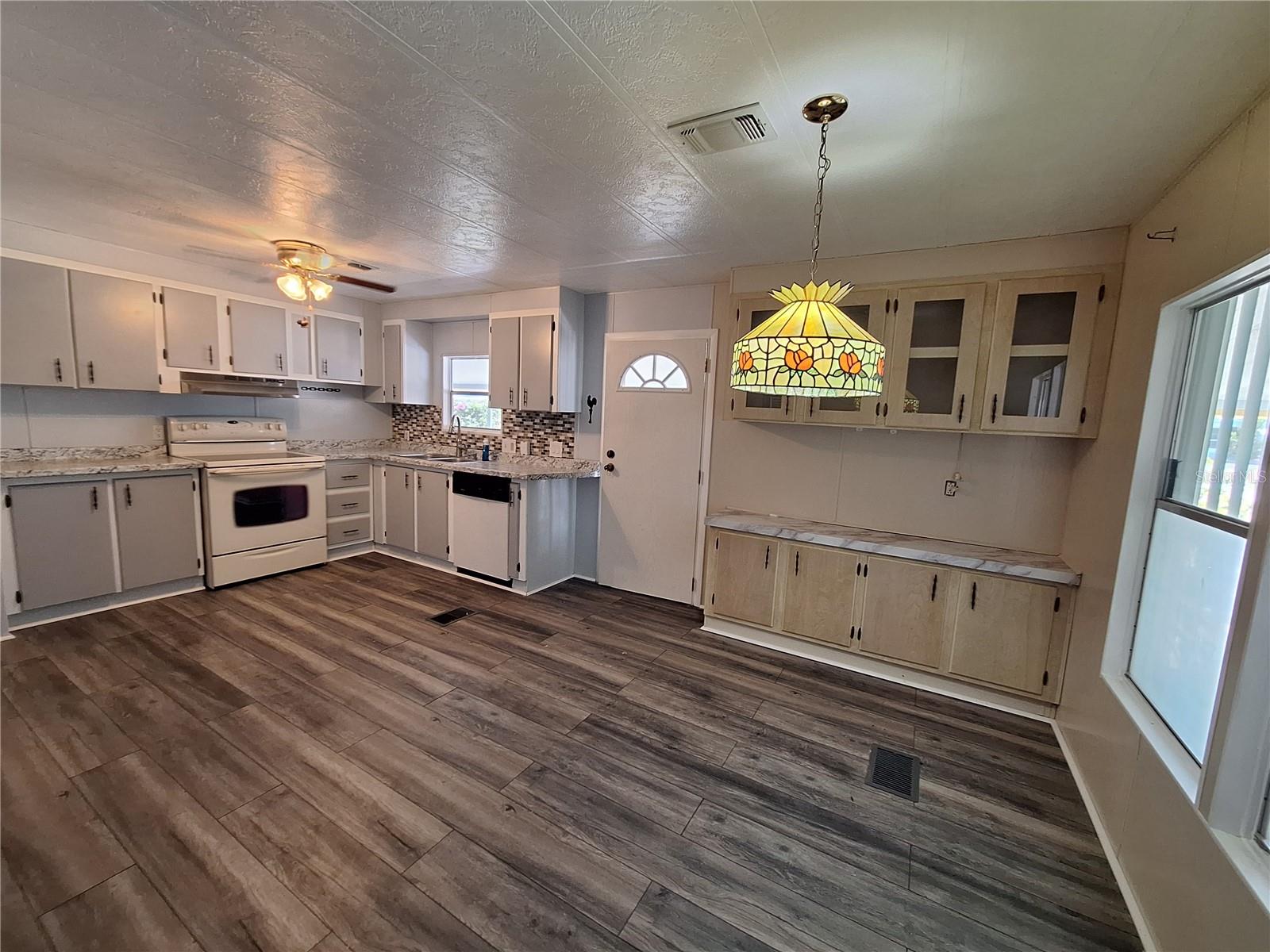 Image 15 of 77 For 7309 Blue Lake Drive