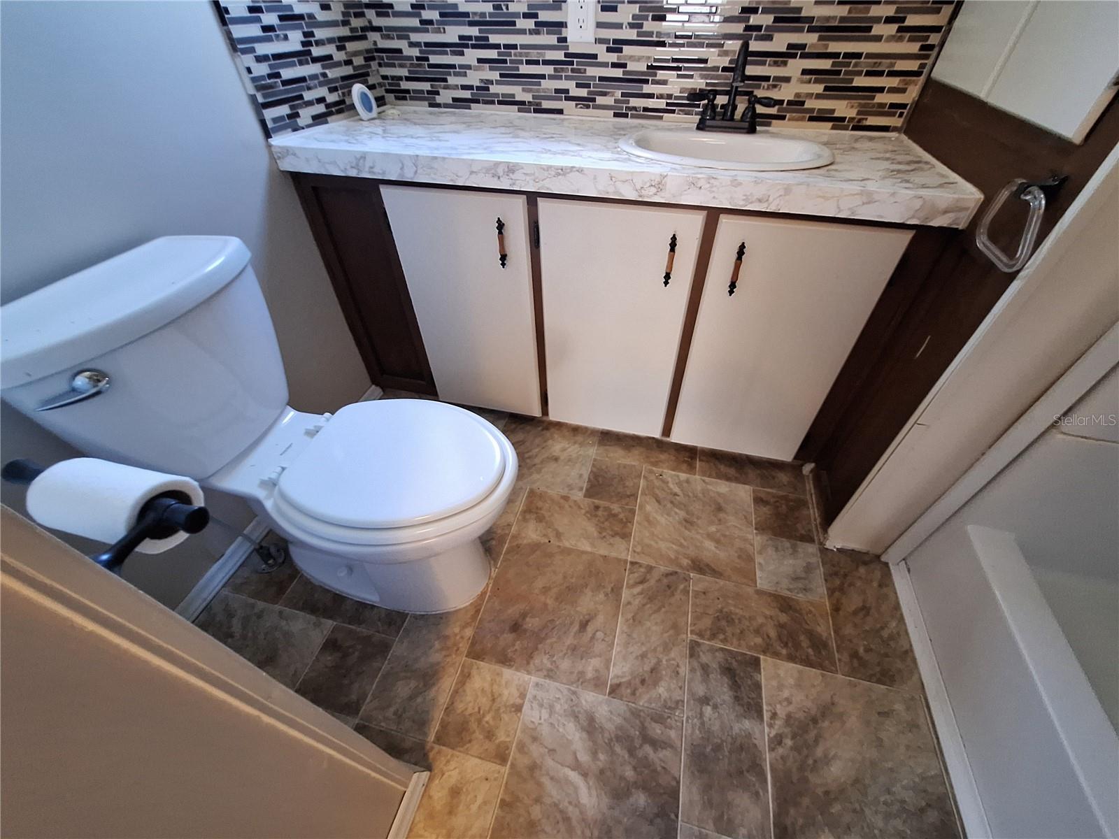 Image 38 of 77 For 7309 Blue Lake Drive