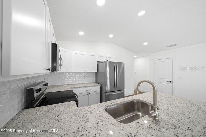 Image 9 of 27 For 3492 Sugarfoot Drive