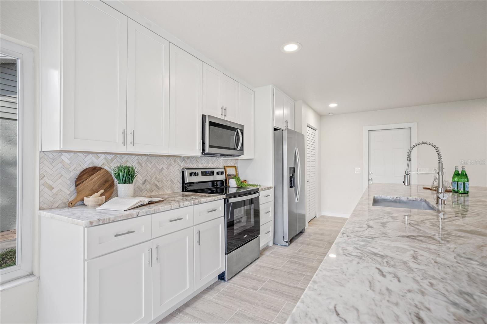 Image 20 of 41 For 9402 Stonewall Lane