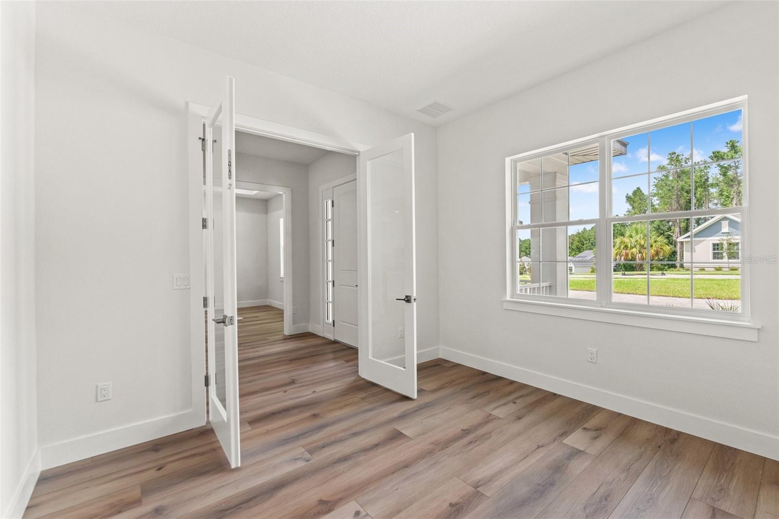 Image 12 of 61 For 4675 Hickory Oak Drive
