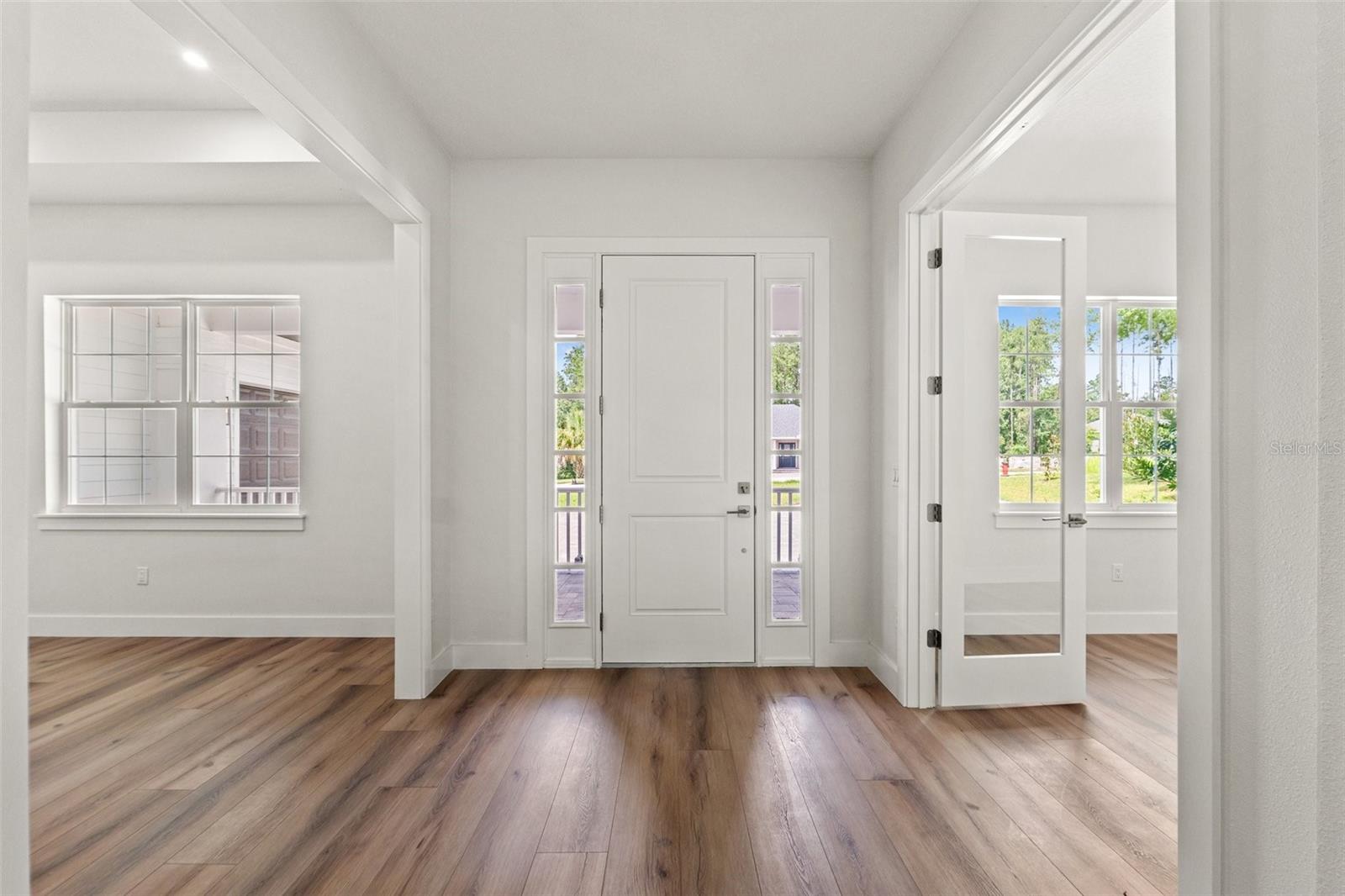 Image 13 of 61 For 4675 Hickory Oak Drive