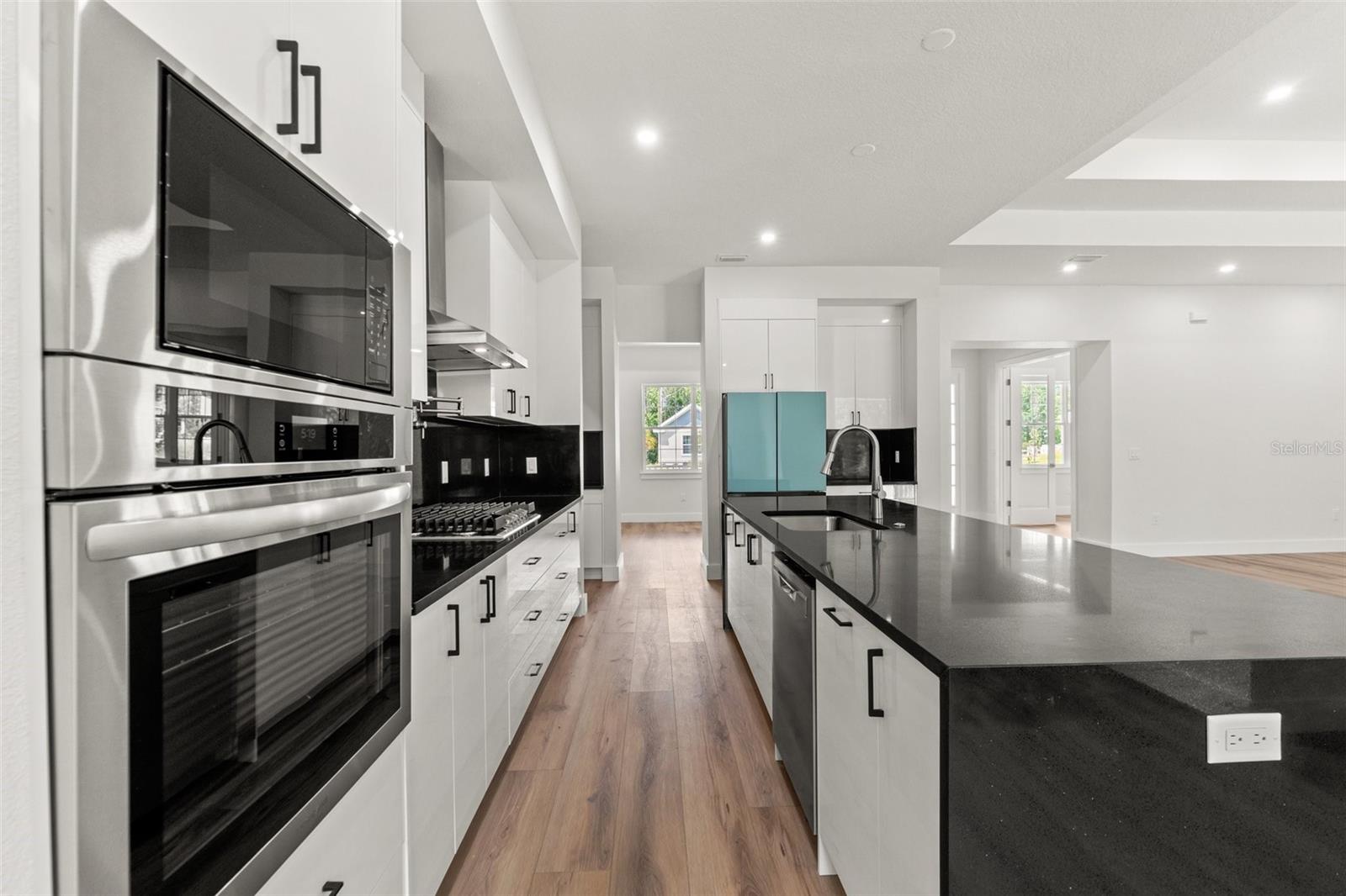 Image 18 of 61 For 4675 Hickory Oak Drive