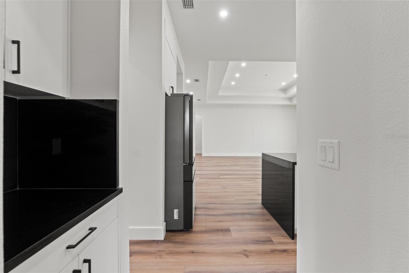Image 22 of 61 For 4675 Hickory Oak Drive