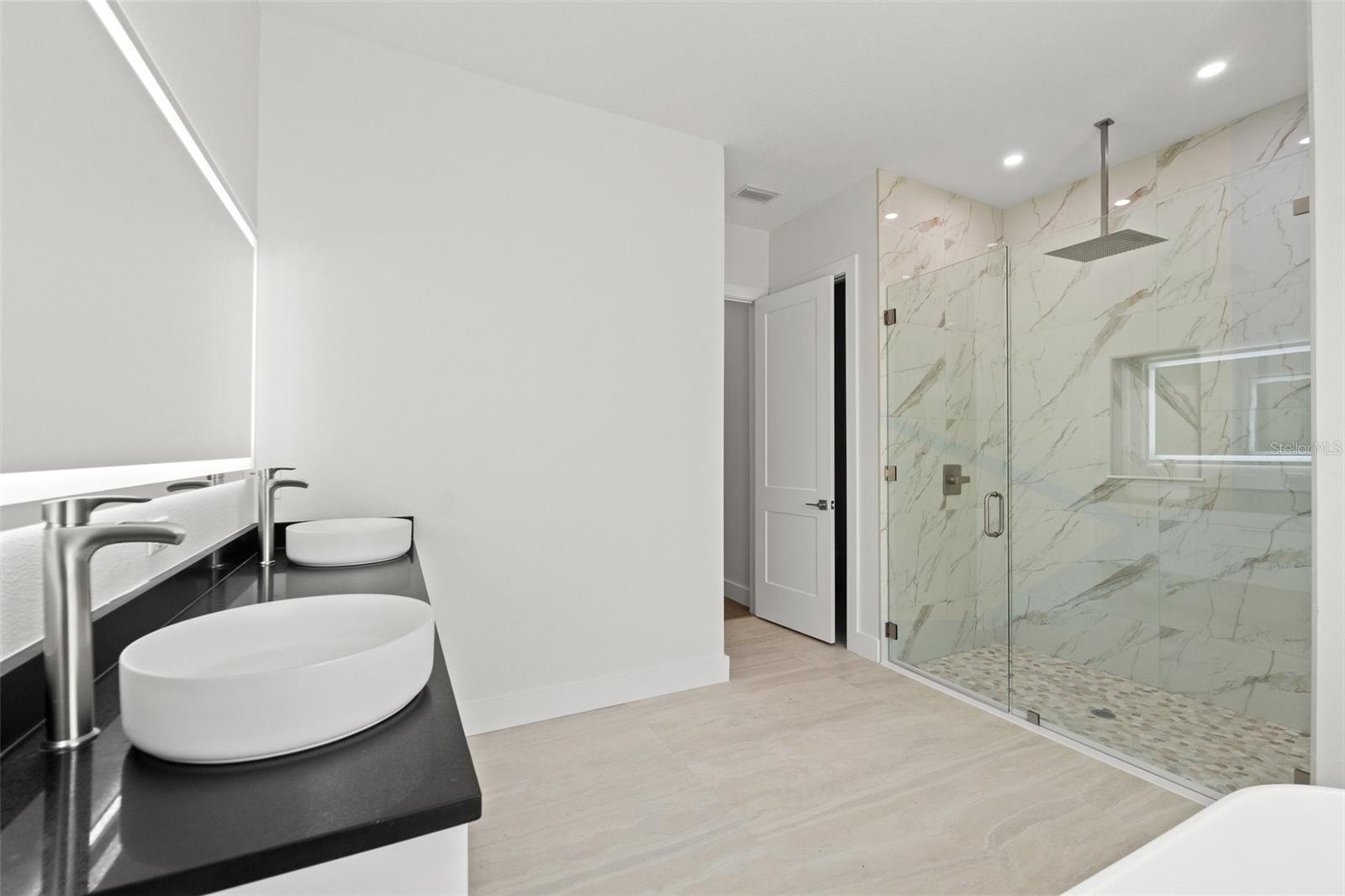 Image 35 of 61 For 4675 Hickory Oak Drive