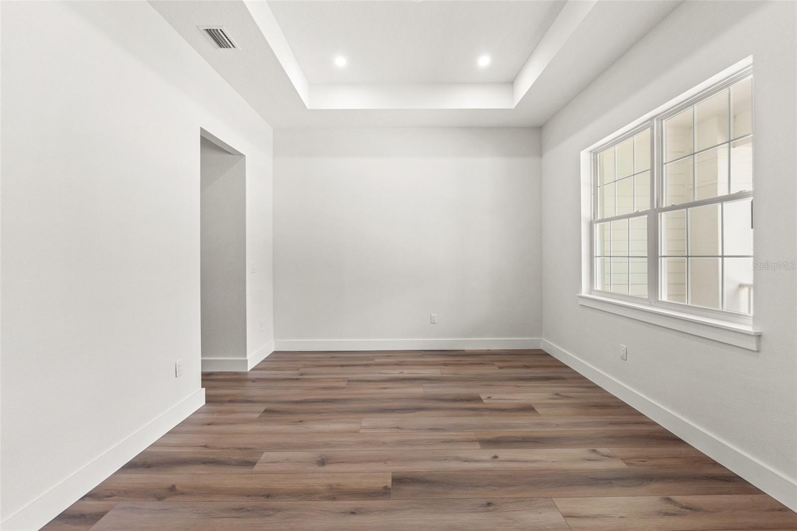 Image 8 of 61 For 4675 Hickory Oak Drive