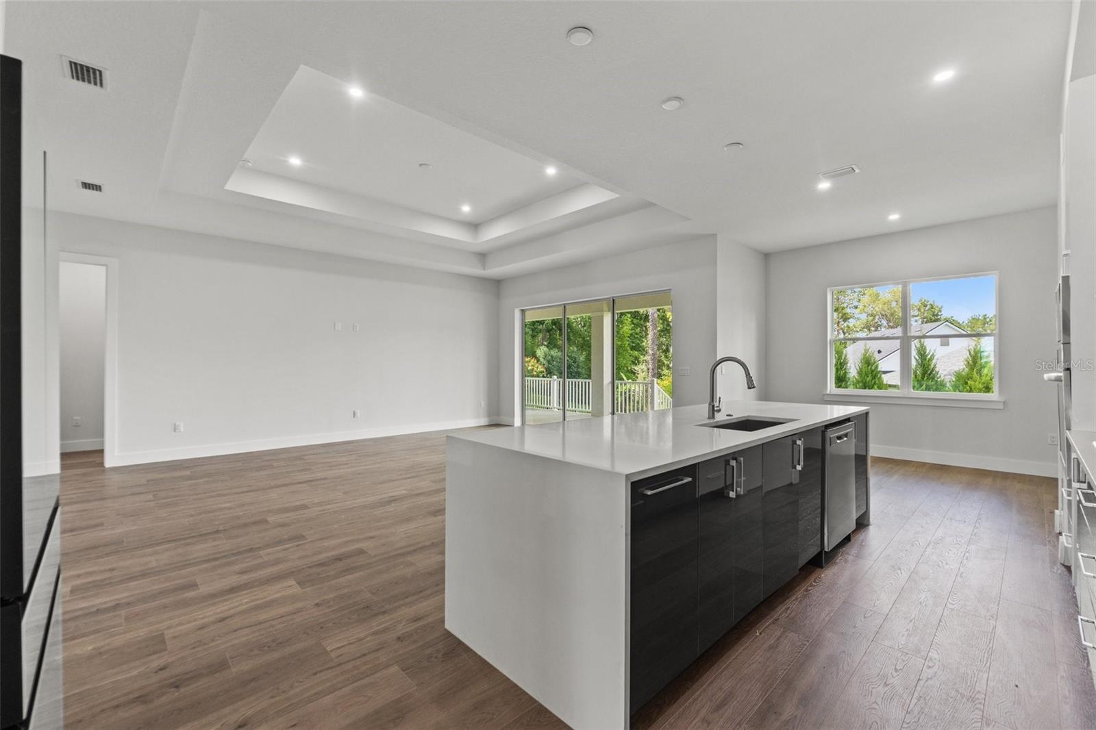 Image 13 of 61 For 4748 Hickory Oak Drive