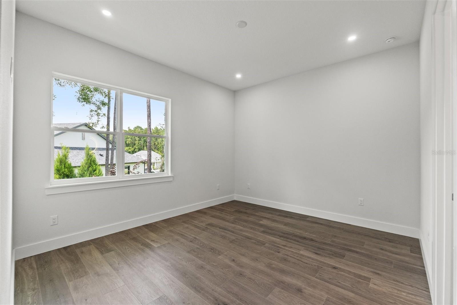 Image 23 of 61 For 4748 Hickory Oak Drive