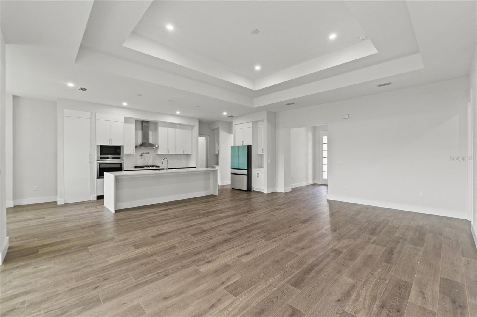 Image 29 of 61 For 4748 Hickory Oak Drive