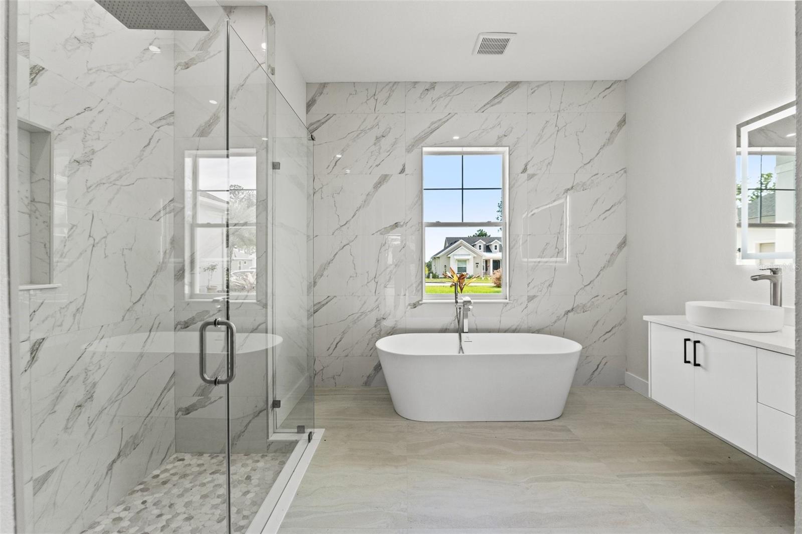 Image 34 of 61 For 4748 Hickory Oak Drive