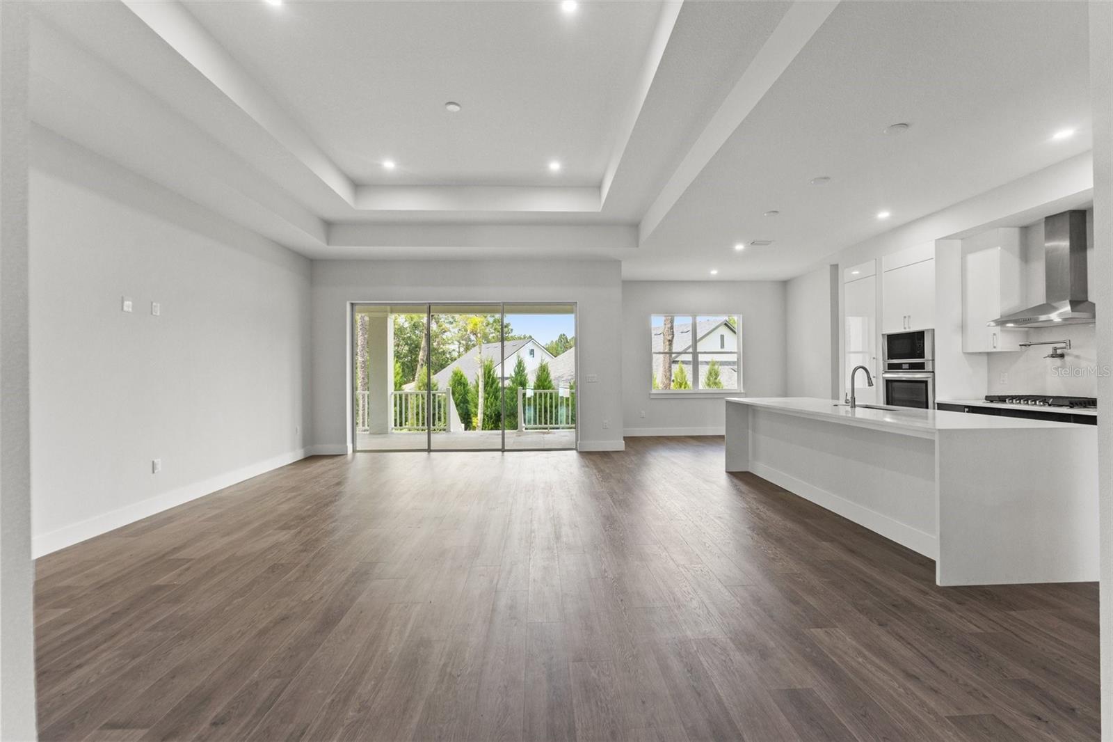 Image 7 of 61 For 4748 Hickory Oak Drive