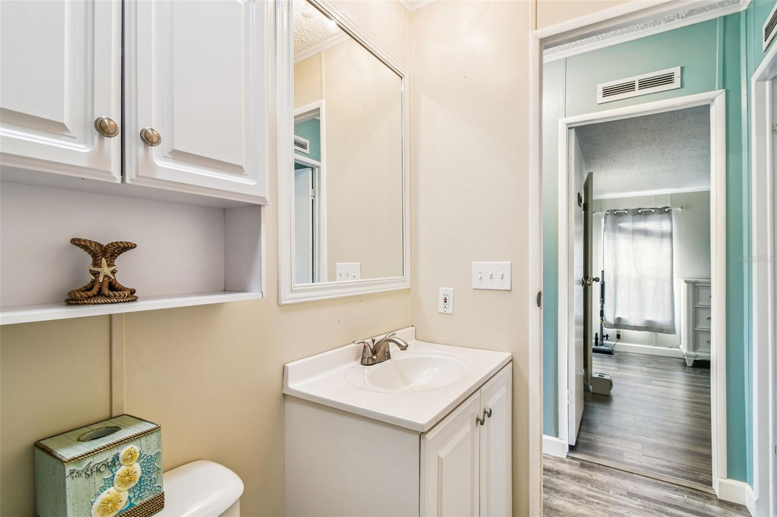 Image 18 of 34 For 6836 Osprey Lane