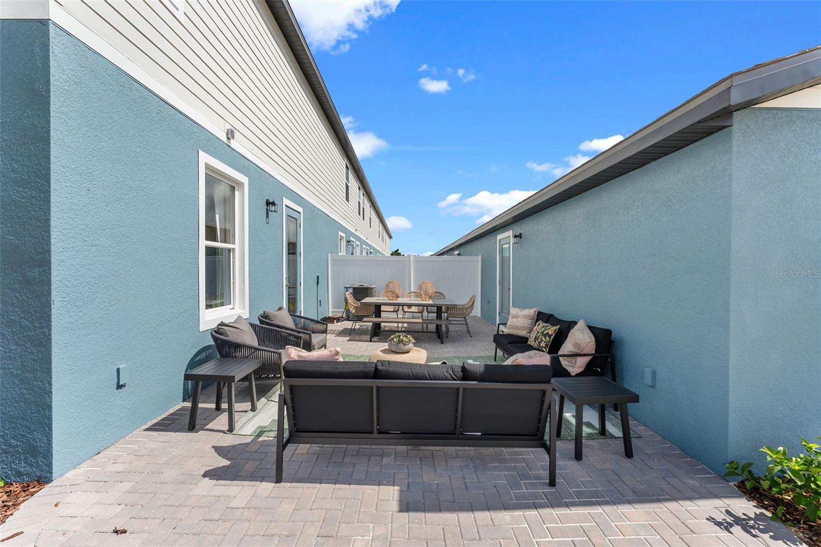 Image 10 of 35 For 612 Emerald Grove Drive