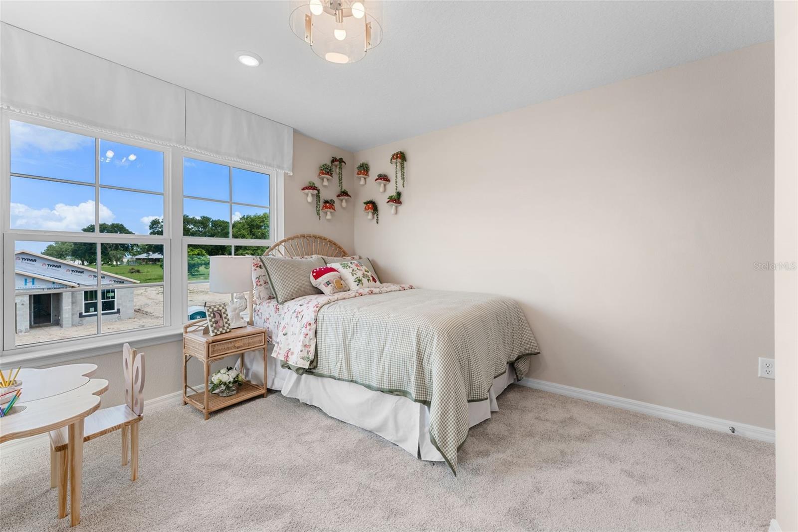 Image 30 of 35 For 612 Emerald Grove Drive