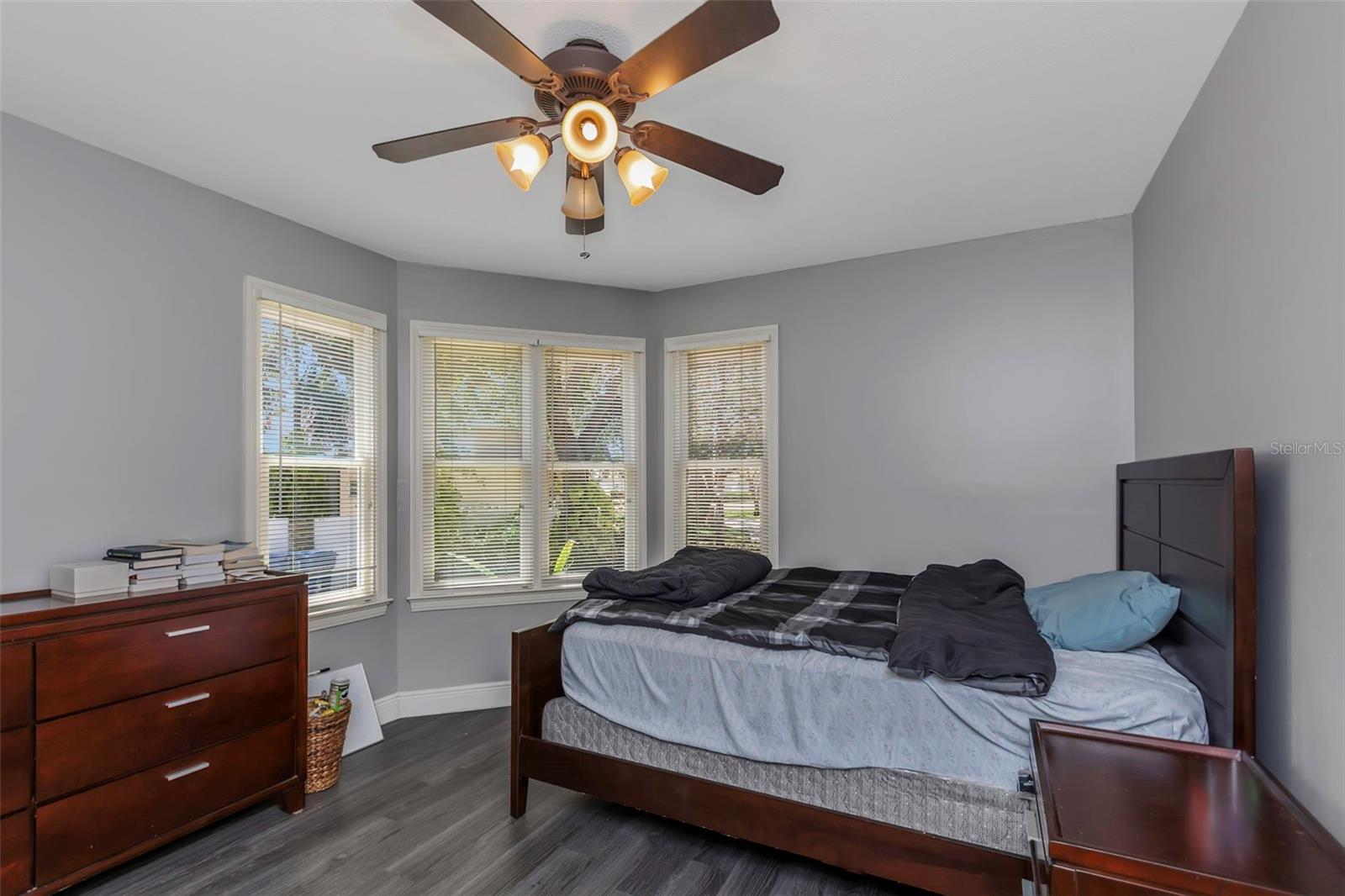 Image 36 of 75 For 1065 Sable Court Ne