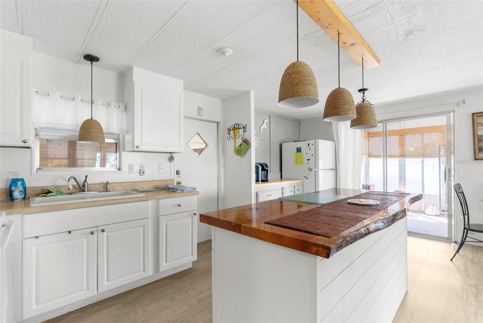 Image 16 of 37 For 8099 Dalavan Drive