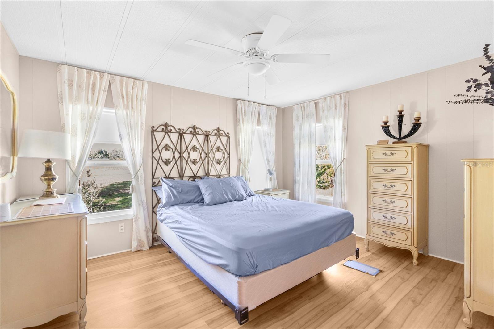 Image 24 of 37 For 8099 Dalavan Drive