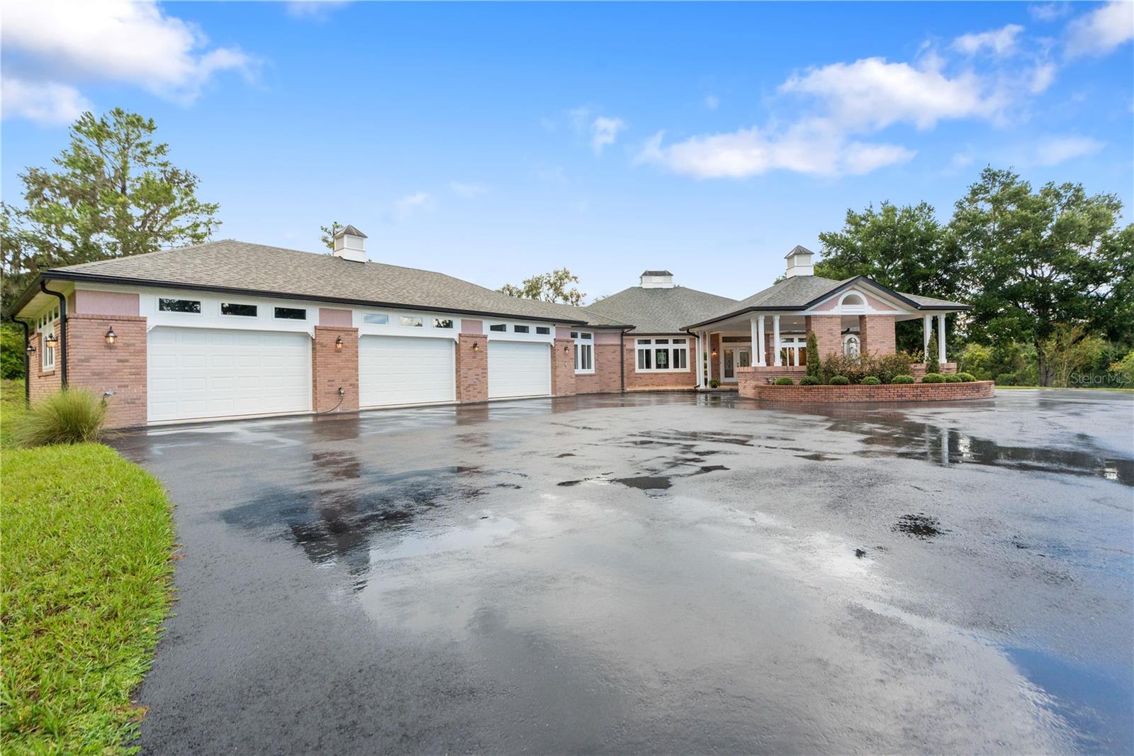 Image 2 of 99 For 22370 Skyview Circle