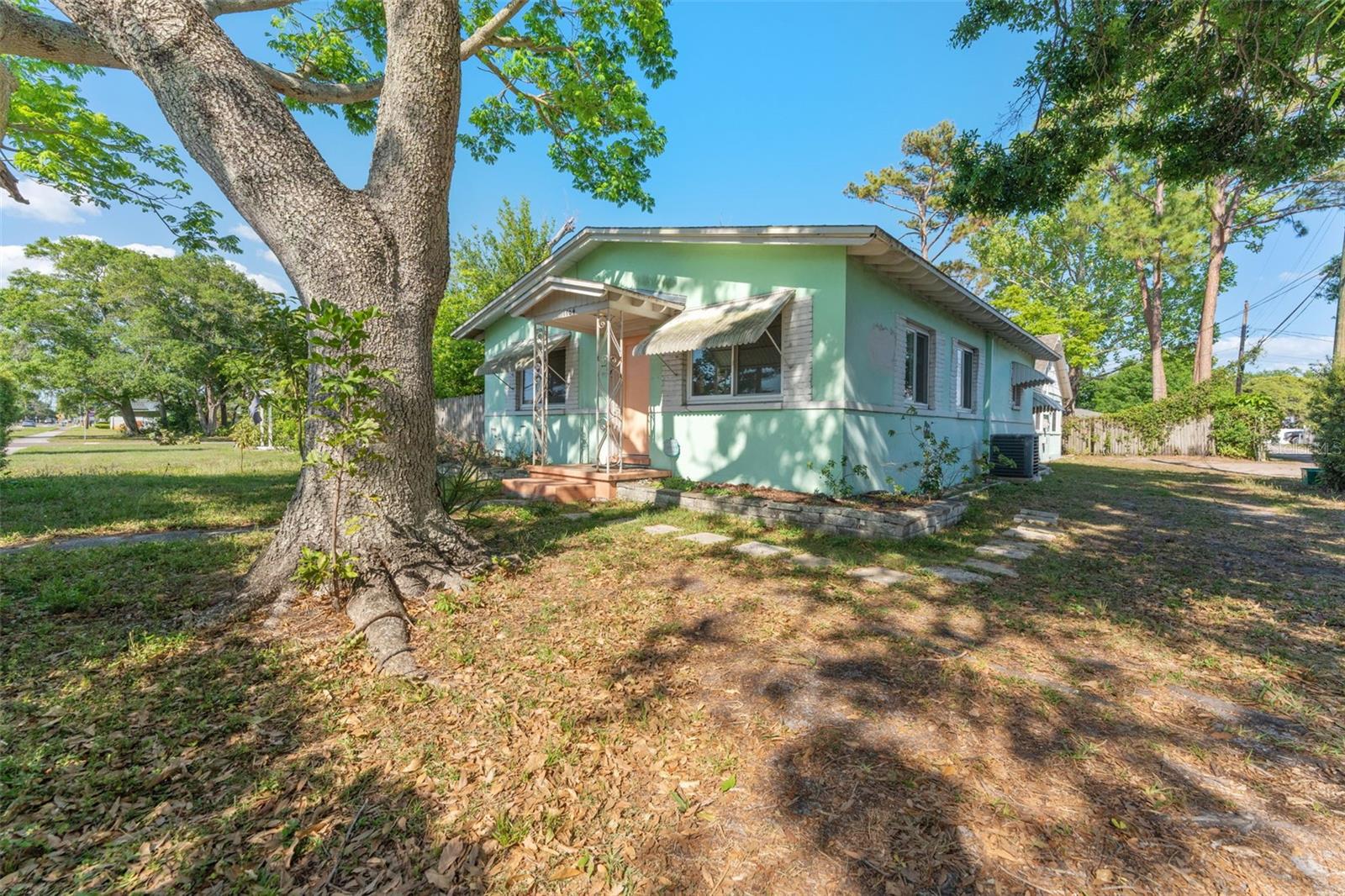 Details for 1604 58th Street S, GULFPORT, FL 33707