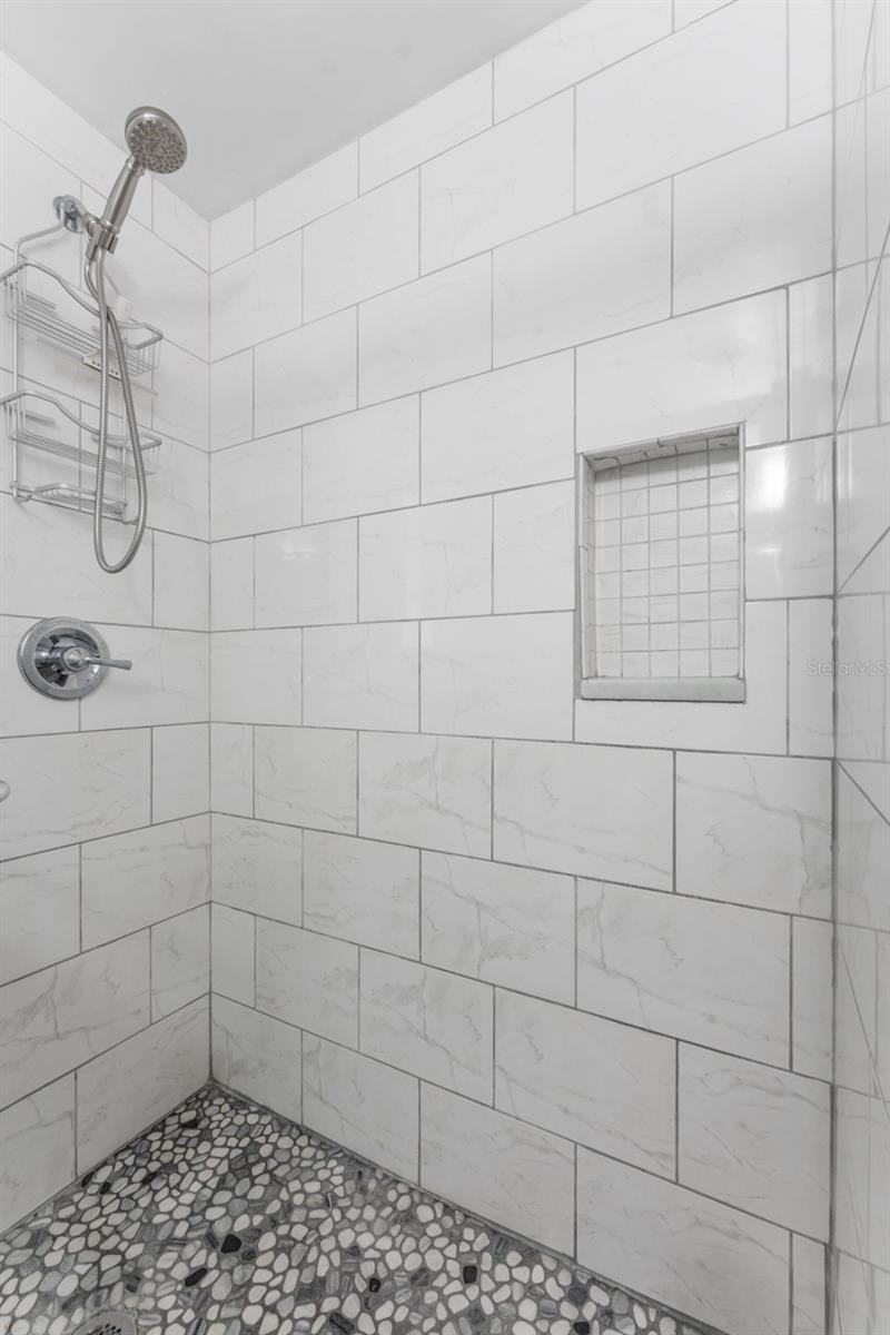Image 32 of 45 For 1604 58th Street S