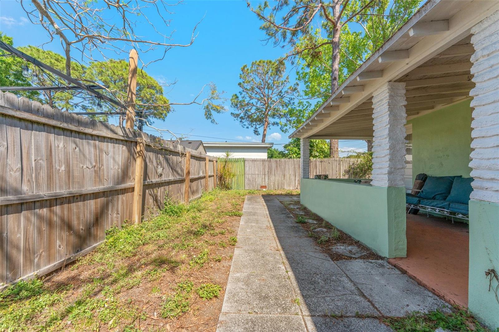Image 37 of 45 For 1604 58th Street S