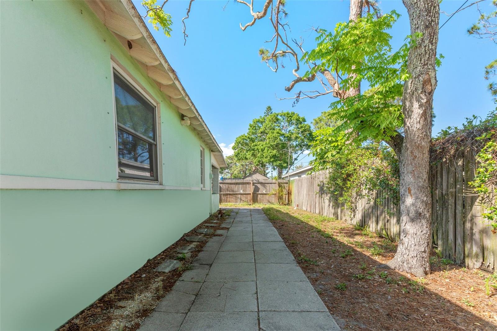 Image 38 of 45 For 1604 58th Street S