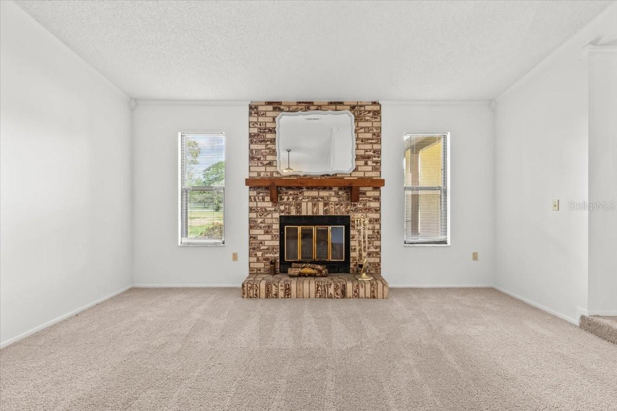 Image 14 of 77 For 11712 Foxfire Drive