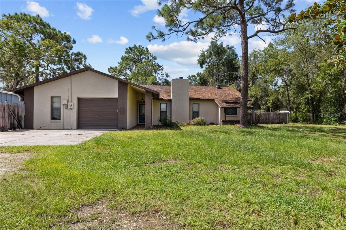 Image 3 of 77 For 11712 Foxfire Drive