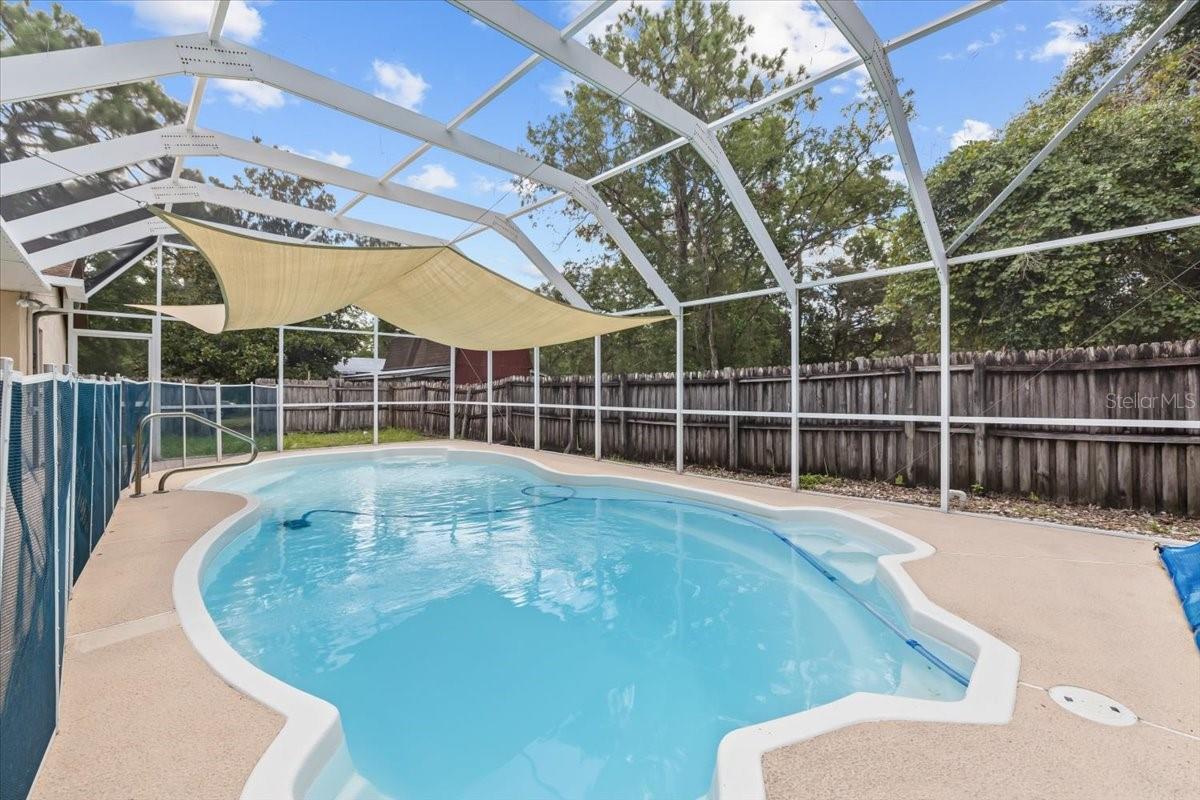 Image 38 of 77 For 11712 Foxfire Drive