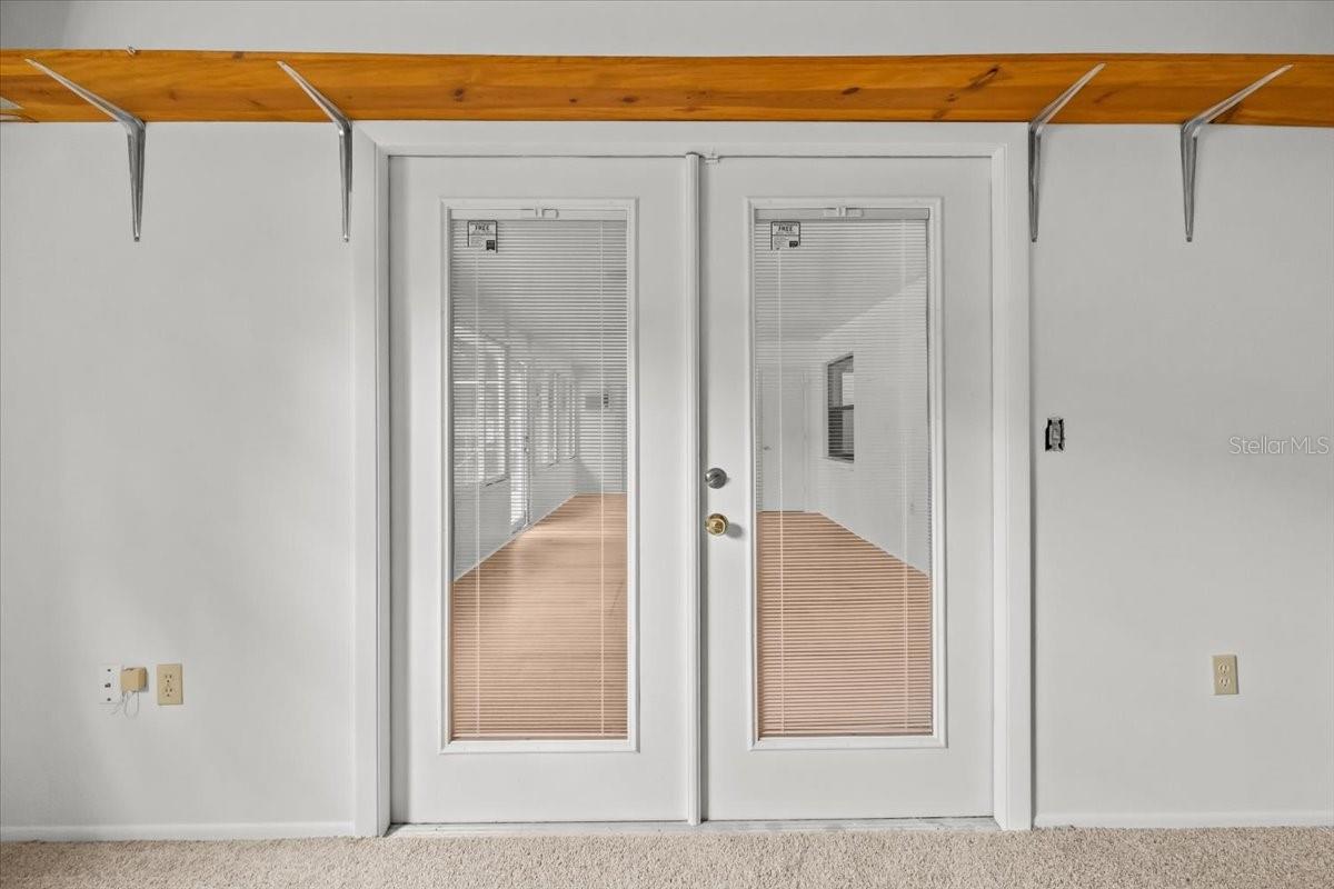 Image 41 of 77 For 11712 Foxfire Drive