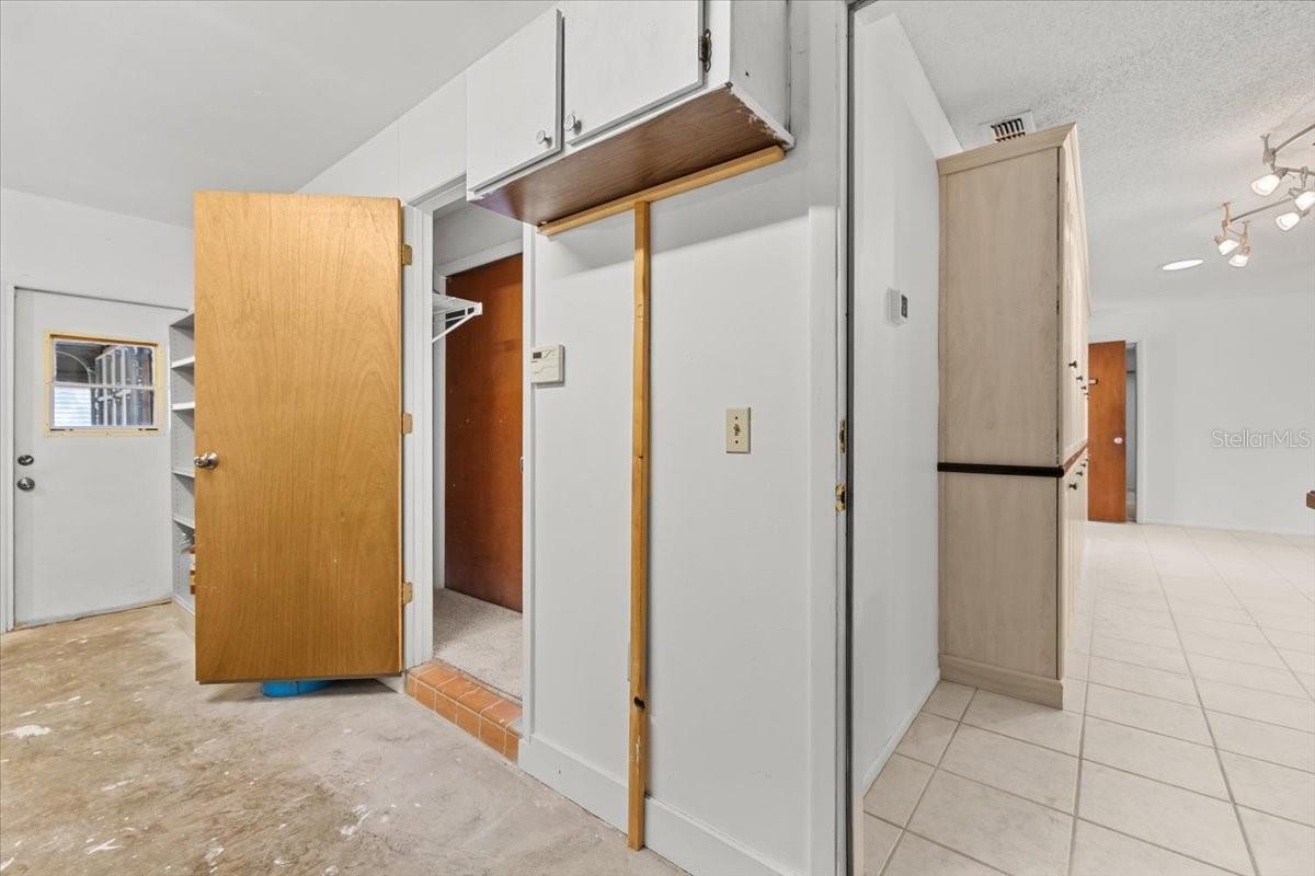 Image 47 of 77 For 11712 Foxfire Drive