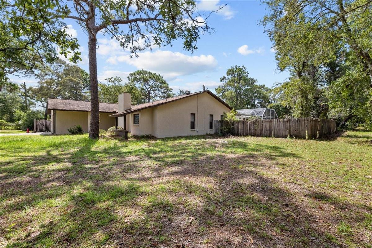 Image 57 of 77 For 11712 Foxfire Drive